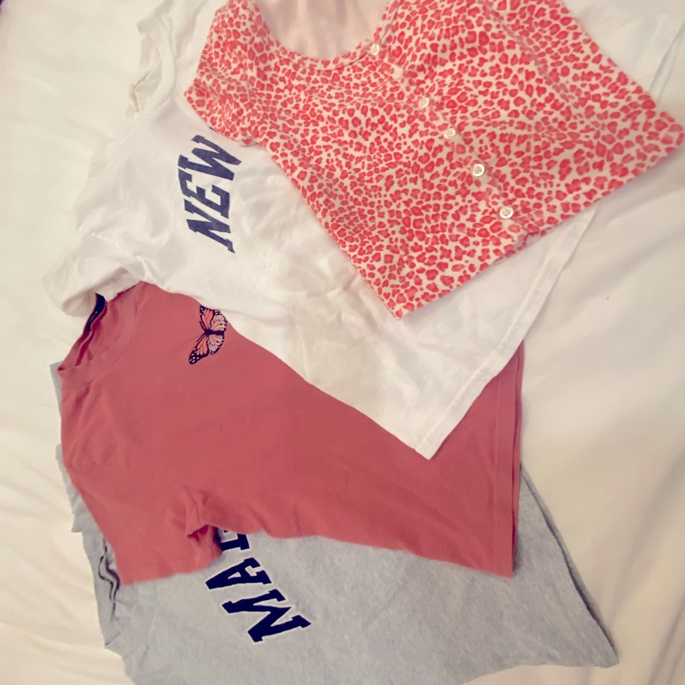 4 Brandy Melville and John Galt t shirts